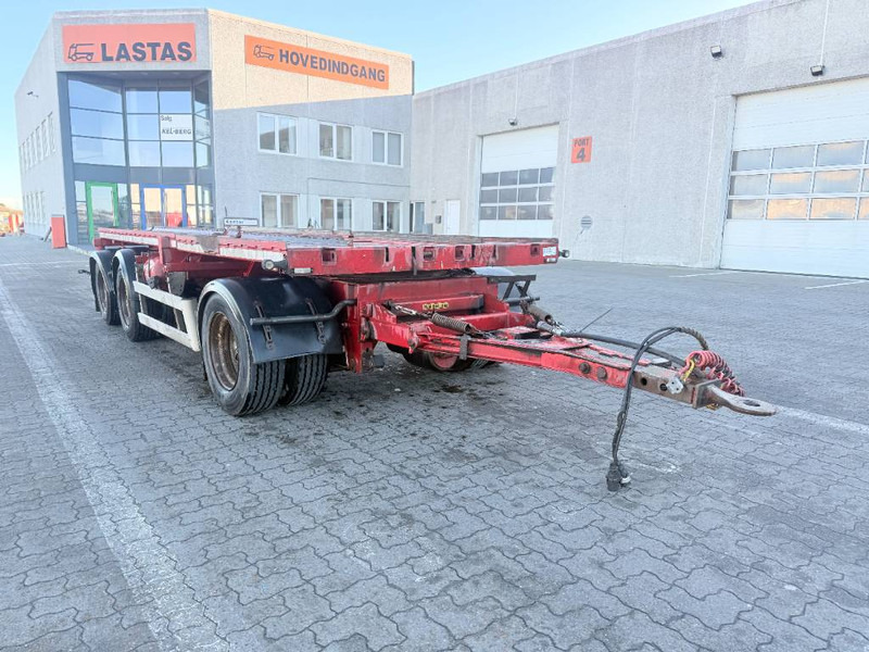 CMT Transfer trailer / Abrollanhänger / - Remolque portacontenedore/ Intercambiable: foto 1 CMT Transfer trailer / Abrollanhänger / - Remolque portacontenedore/ Intercambiable: foto 1