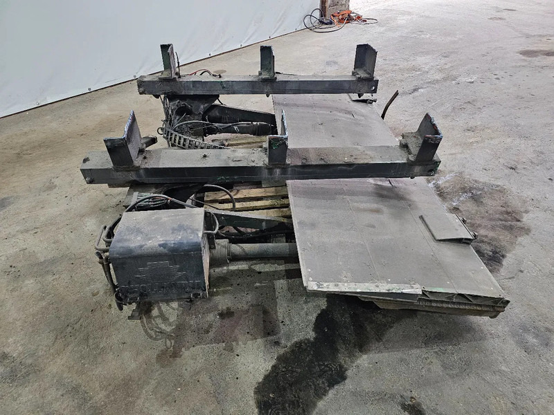 Dhollandia Laaadklep - Trampilla elevadora para Camión: foto 4 Dhollandia Laaadklep - Trampilla elevadora para Camión: foto 4