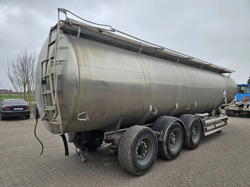 Magyar RVS - INOX - 38.5 M3- 7 Comp. - Semirremolque cisterna: foto 4 Magyar RVS - INOX - 38.5 M3- 7 Comp. - Semirremolque cisterna: foto 4