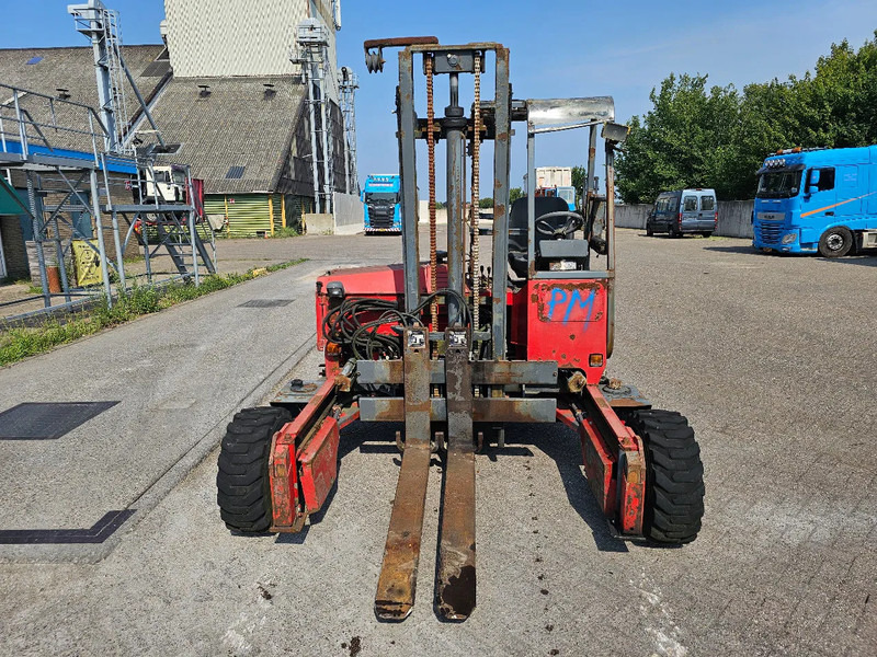 Moffett M4 20.3 RE4-45-1350-1000 - Carretilla elevadora: foto 2 Moffett M4 20.3 RE4-45-1350-1000 - Carretilla elevadora: foto 2