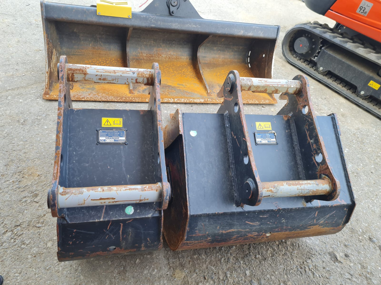Bucket package for Yanmar B 95 W - Cazo para excavadora para Excavadora de ruedas: foto 1 Bucket package for Yanmar B 95 W - Cazo para excavadora para Excavadora de ruedas: foto 1
