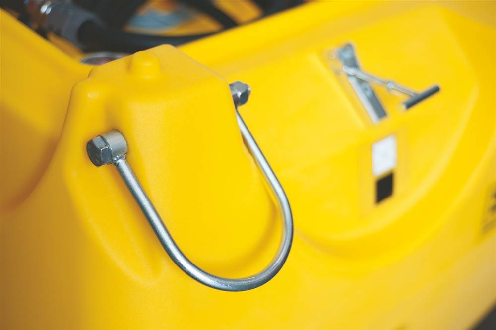 Emiliana Carrytank 900 Diesel + 100 AdBlue - Tanque de almacenamiento: foto 5 Emiliana Carrytank 900 Diesel + 100 AdBlue - Tanque de almacenamiento: foto 5