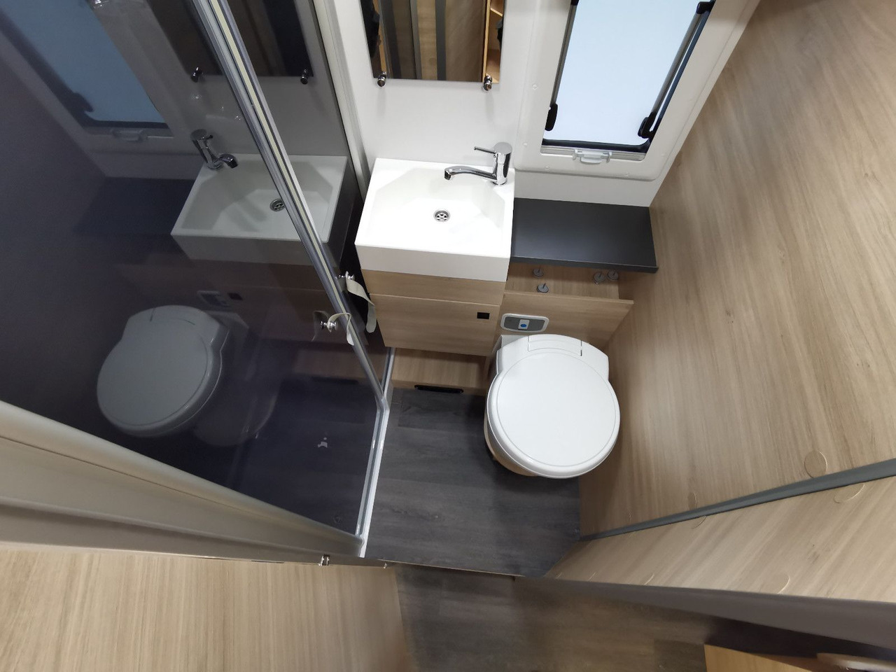 Leasing de  Chausson C 656 FIRST LINE /-2025- / 140PS / ETAGENBETTEN Chausson C 656 FIRST LINE /-2025- / 140PS / ETAGENBETTEN: foto 26