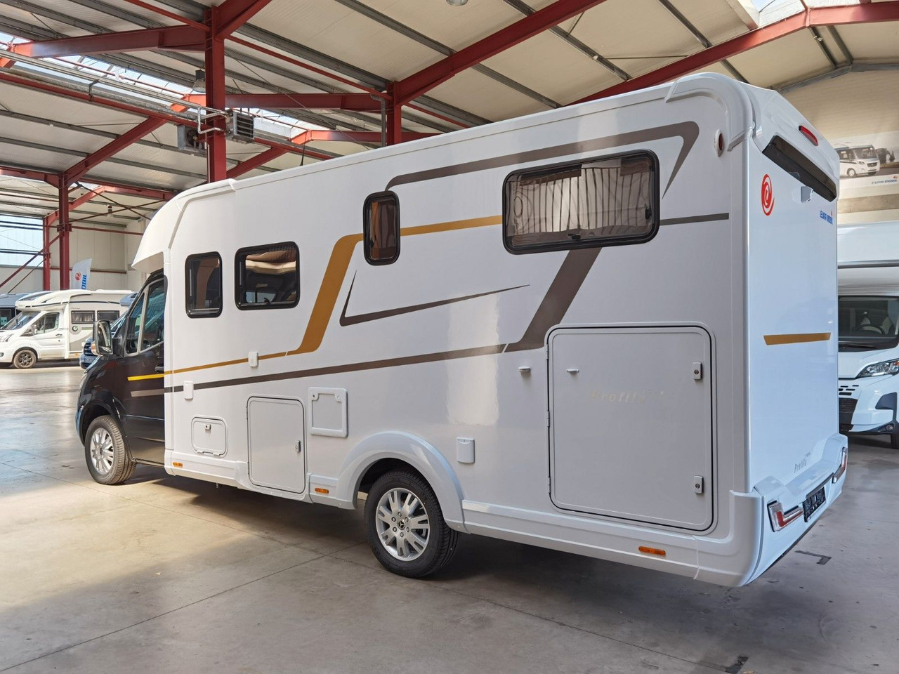 Eura Mobil PROFILA T 726 EF / -2025-/ MONDIAL PLUS & S-PAKE - Autocaravana perfilada: foto 5 Eura Mobil PROFILA T 726 EF / -2025-/ MONDIAL PLUS & S-PAKE - Autocaravana perfilada: foto 5