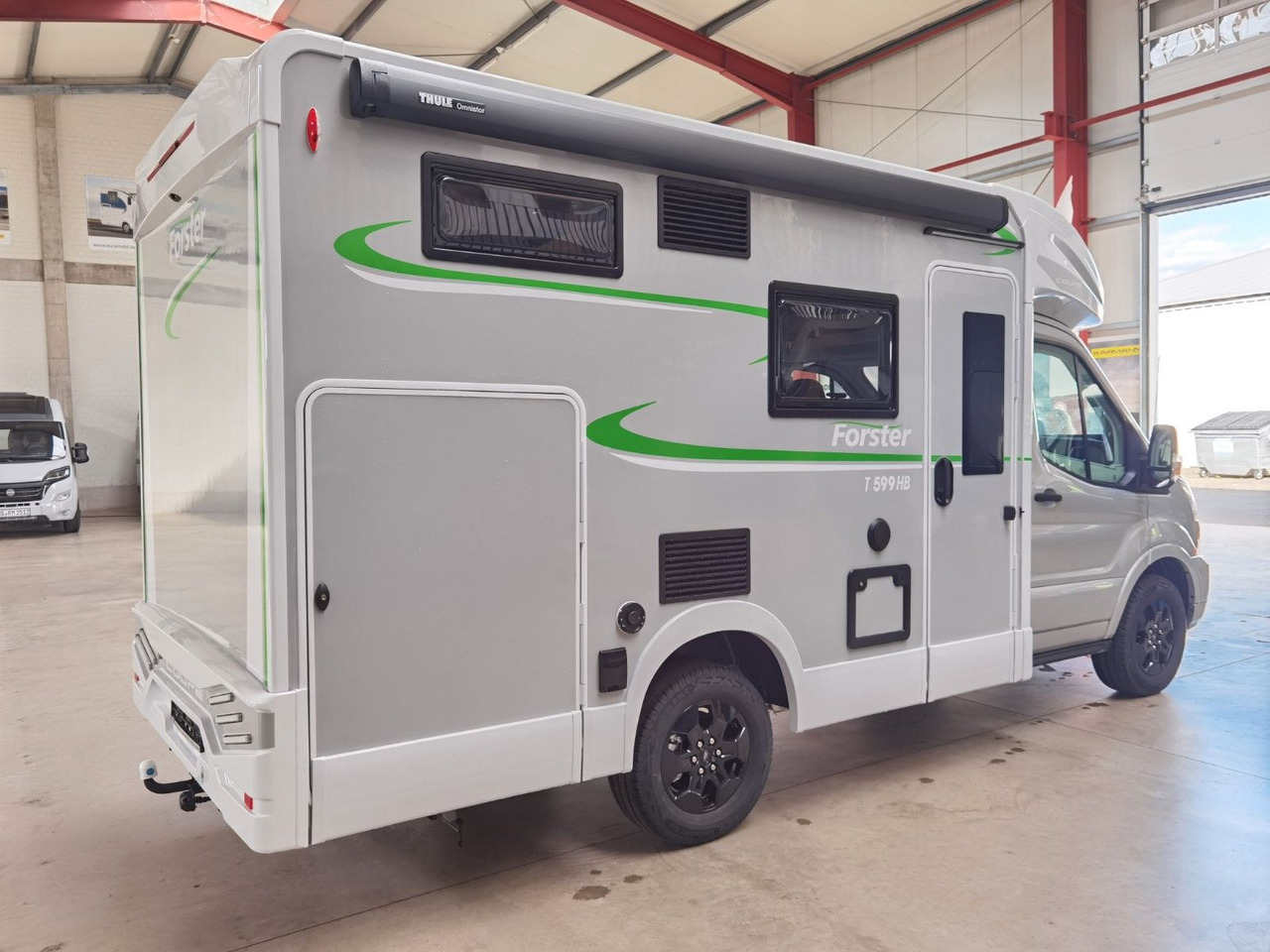 Forster T 599 HBN COUPÈ / HUBBETT / AHK / LUFTFEDERUNG - Autocaravana perfilada: foto 4 Forster T 599 HBN COUPÈ / HUBBETT / AHK / LUFTFEDERUNG - Autocaravana perfilada: foto 4