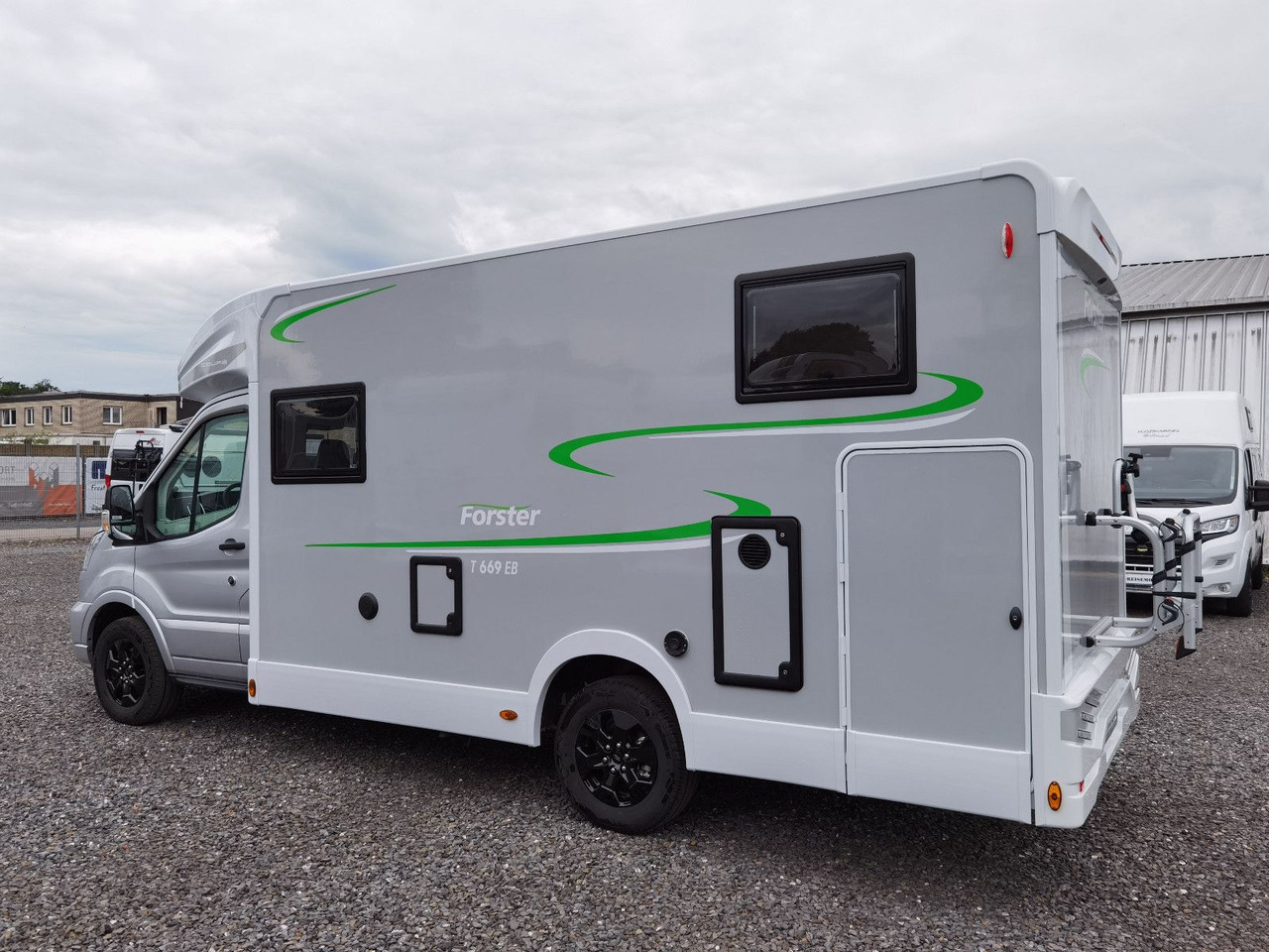 Forster T 669 EBN COUPÈ / 165PS - DSG / EINZELBETTEN - Autocaravana perfilada: foto 5 Forster T 669 EBN COUPÈ / 165PS - DSG / EINZELBETTEN - Autocaravana perfilada: foto 5