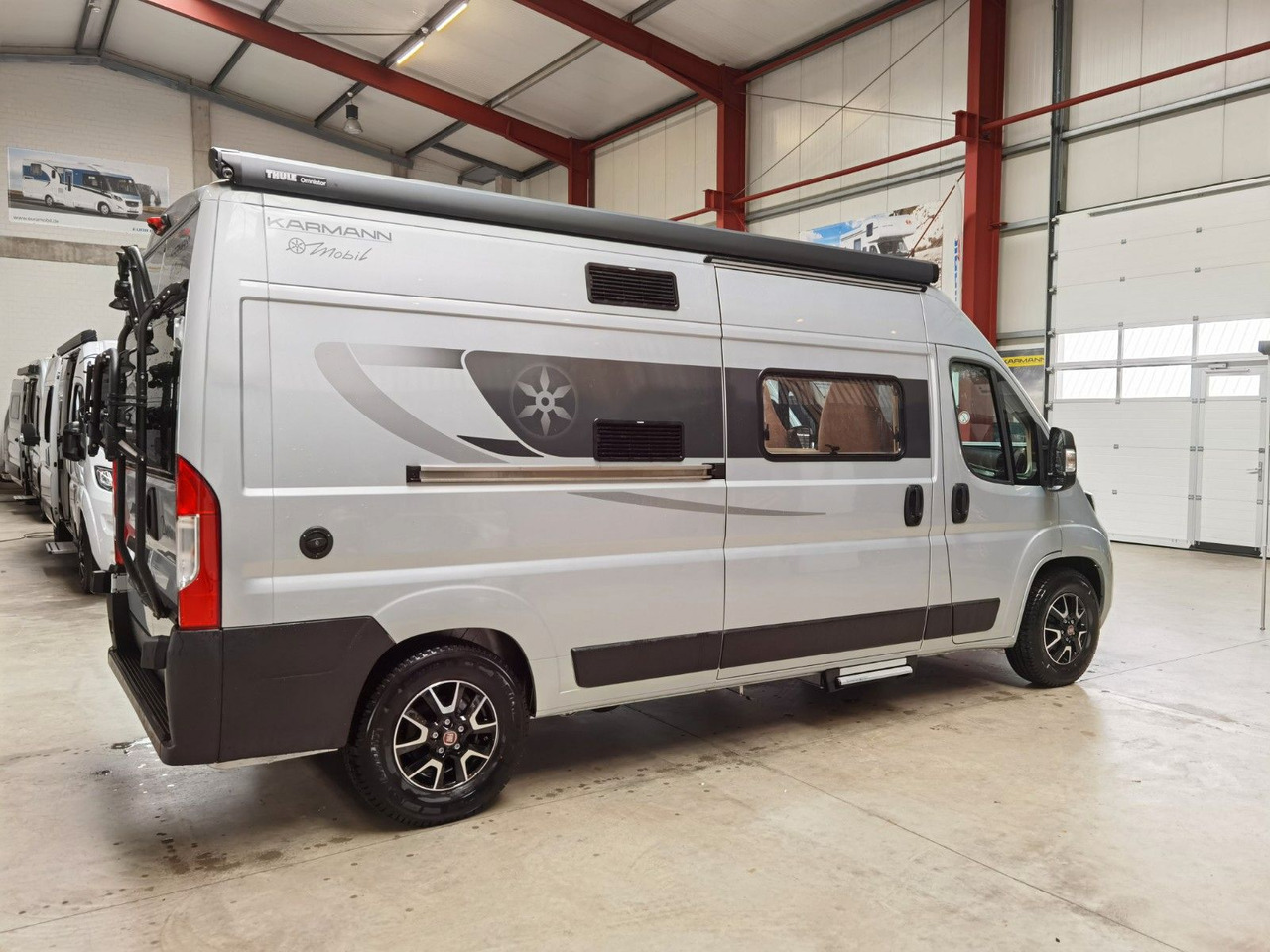 Karmann DAVIS 590 LIFESTYLE / 140PS / SKY-ROOF & ALU - Cámper: foto 4 Karmann DAVIS 590 LIFESTYLE / 140PS / SKY-ROOF & ALU - Cámper: foto 4