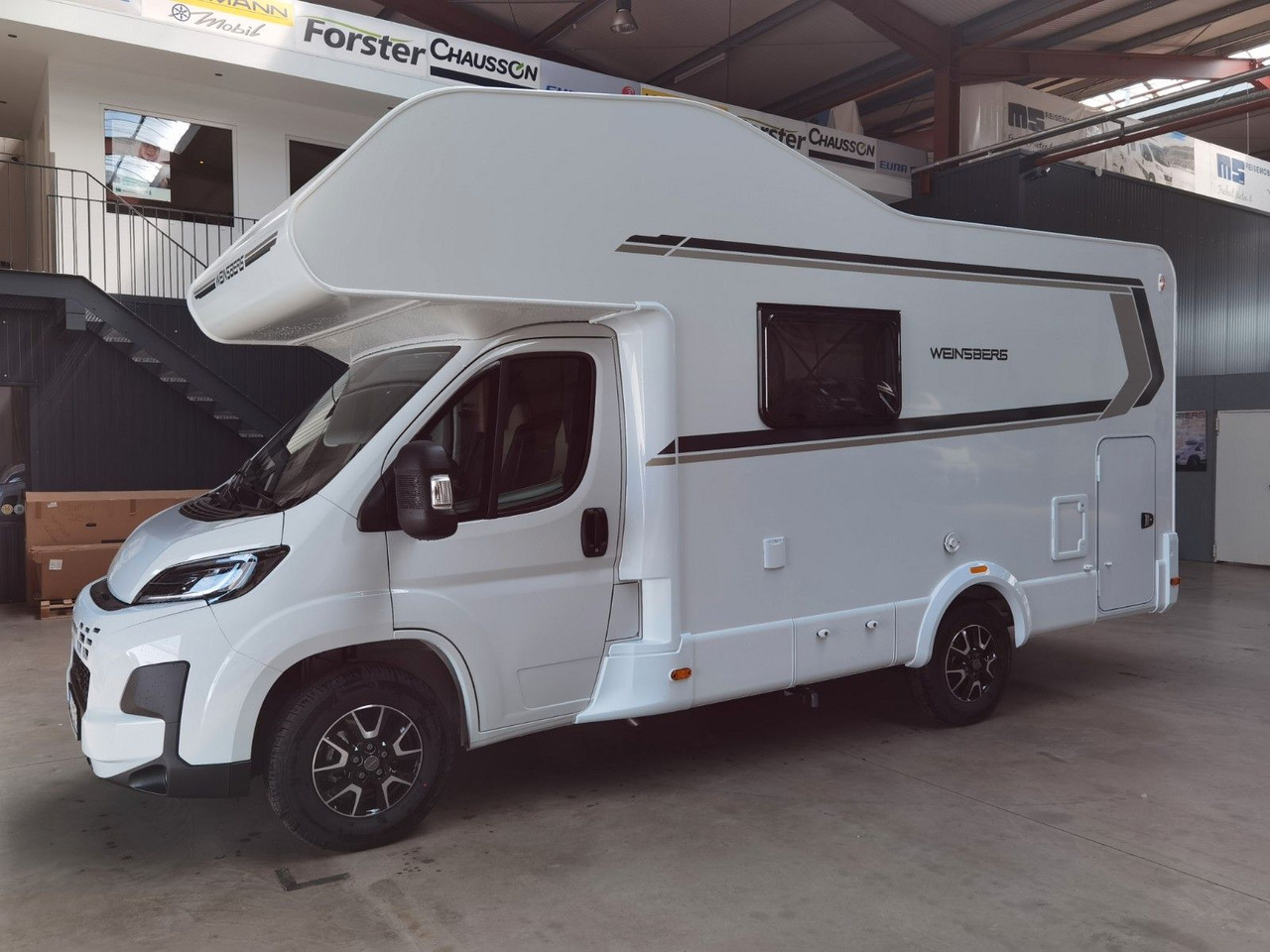 Autocaravana capuchina Weinsberg CARAHOME 600 DKG / 140PS / ETAGENBETTEN / 5xPERS: foto 6 Autocaravana capuchina Weinsberg CARAHOME 600 DKG / 140PS / ETAGENBETTEN / 5xPERS: foto 6