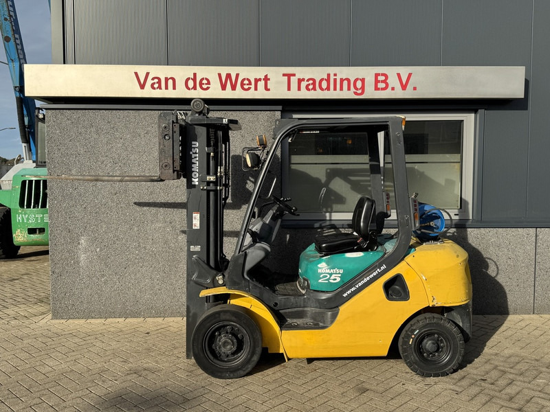 Komatsu FG25HT-16R Triplo 470 Freelift / Sideshift / Vorkversteller LPG 2008 - Carretilla elevadora de gas: foto 5 Komatsu FG25HT-16R Triplo 470 Freelift / Sideshift / Vorkversteller LPG 2008 - Carretilla elevadora de gas: foto 5