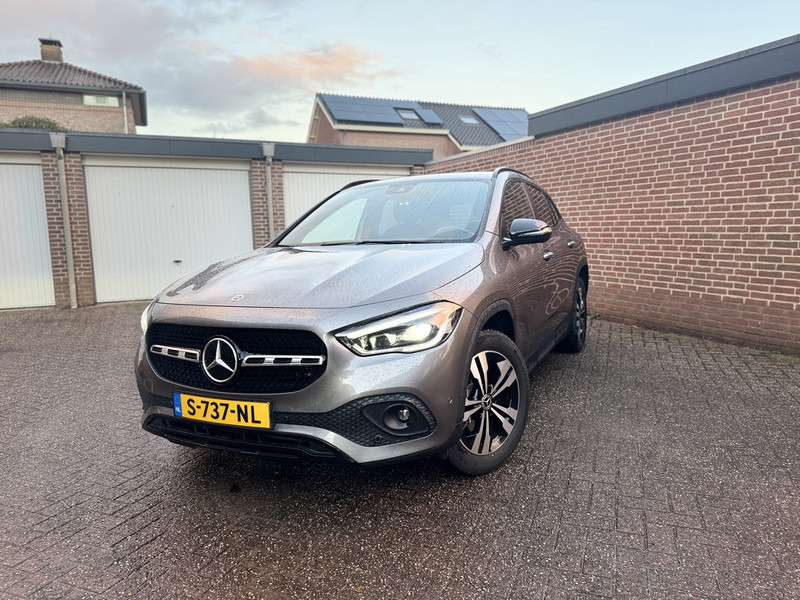 Mercedes-Benz GLA - Klasse 250e Business Solution , 2022 Automaat Trekhaak APK 3-2026 - Coche: foto 2 Mercedes-Benz GLA - Klasse 250e Business Solution , 2022 Automaat Trekhaak APK 3-2026 - Coche: foto 2