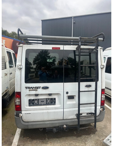 Ford Transit 85 T260 MOTEUR / BOÎTE-GETRIEBE-GEARBOX ok /POU PIECES - TEILE - ONDERDELEN - Furgón: foto 5 Ford Transit 85 T260 MOTEUR / BOÎTE-GETRIEBE-GEARBOX ok /POU PIECES - TEILE - ONDERDELEN - Furgón: foto 5