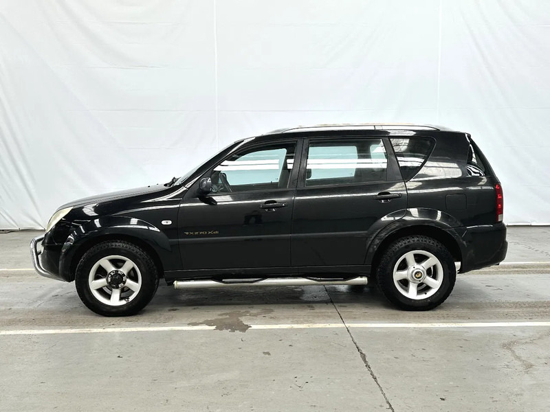 SsangYong Rexton AIRCO / LEATHER / MOTEUR MERCEDES - MERCEDES MOTOR - SUV/ Todoterreno: foto 2 SsangYong Rexton AIRCO / LEATHER / MOTEUR MERCEDES - MERCEDES MOTOR - SUV/ Todoterreno: foto 2