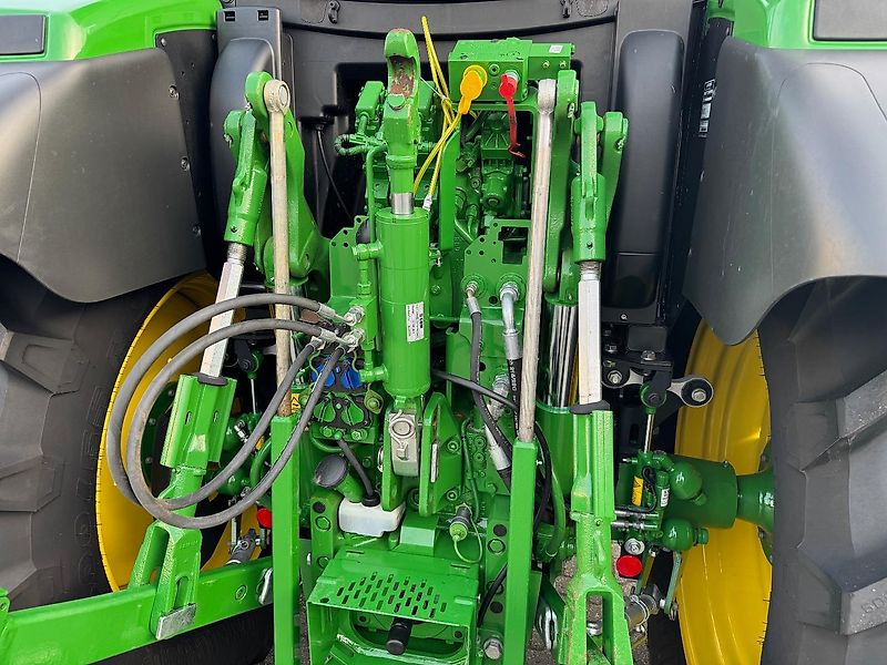 John Deere 6R110 AQ+ 40KM + VOORLADER 2023 465 UUR!!! - Tractor: foto 4 John Deere 6R110 AQ+ 40KM + VOORLADER 2023 465 UUR!!! - Tractor: foto 4