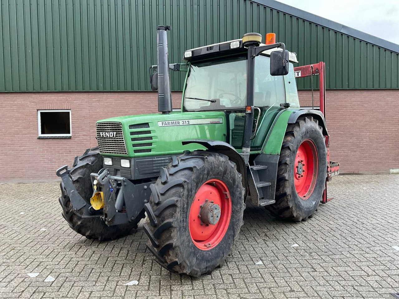 1994 FENDT FARMER 312 TURBOMATIK ALL-WHEEL DRIVE FARM TRACTOR - Tractor: foto 1 1994 FENDT FARMER 312 TURBOMATIK ALL-WHEEL DRIVE FARM TRACTOR - Tractor: foto 1