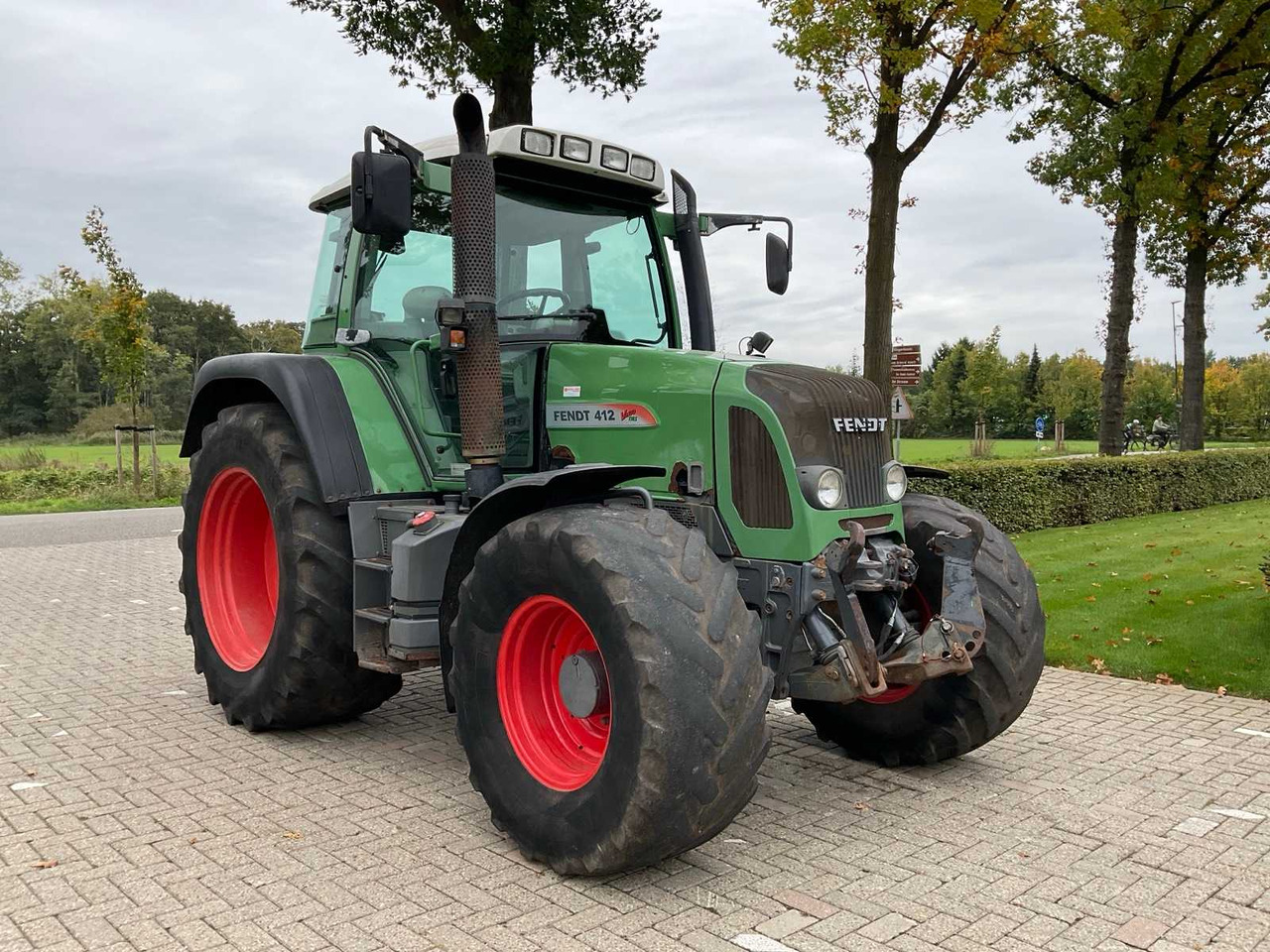 2008 FENDT 412 VARIO TMS ALL-WHEEL DRIVE AGRICULTURAL TRACTOR - Tractor: foto 3 2008 FENDT 412 VARIO TMS ALL-WHEEL DRIVE AGRICULTURAL TRACTOR - Tractor: foto 3