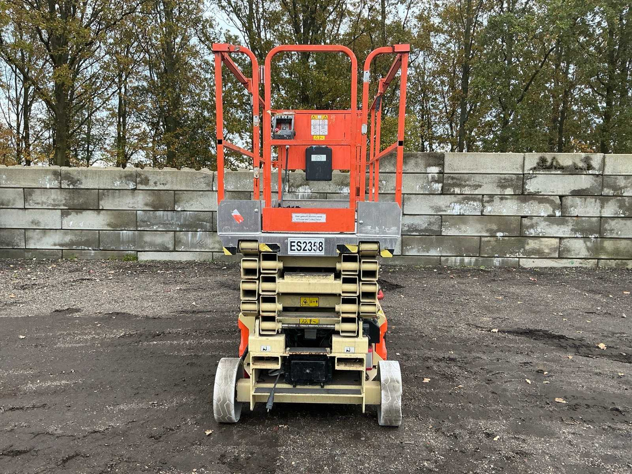 2010 JLG 2646 ES AERIAL WORK PLATFORM DEFECTIVE - Plataforma elevadora: foto 4 2010 JLG 2646 ES AERIAL WORK PLATFORM DEFECTIVE - Plataforma elevadora: foto 4