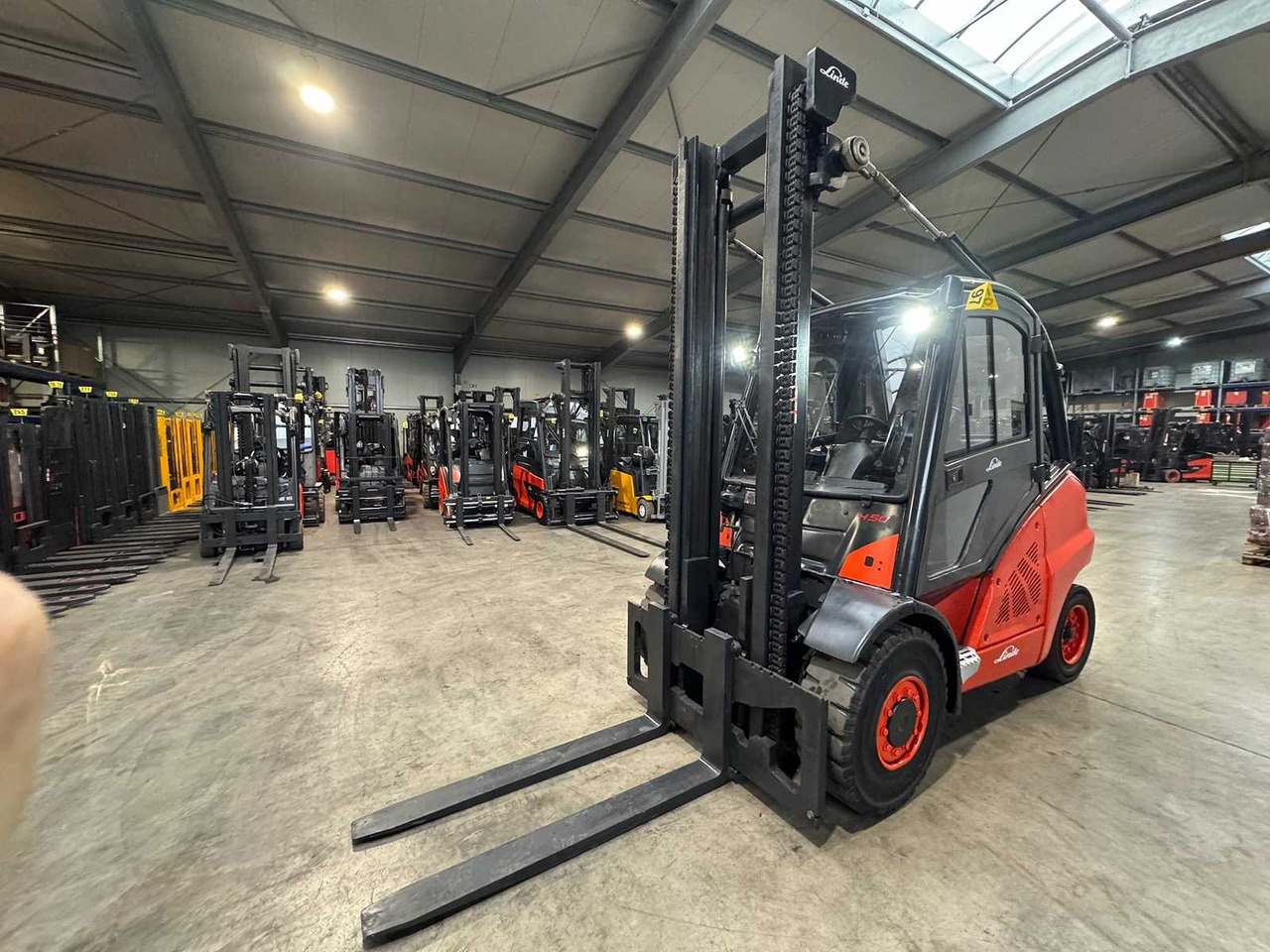 2011 SERVICE 11/2026 LINDE H50D 5.000KG 3.+4. VALVE DIESEL FORKLIFT FORKLIFT - Carretilla elevadora: foto 2 2011 SERVICE 11/2026 LINDE H50D 5.000KG 3.+4. VALVE DIESEL FORKLIFT FORKLIFT - Carretilla elevadora: foto 2