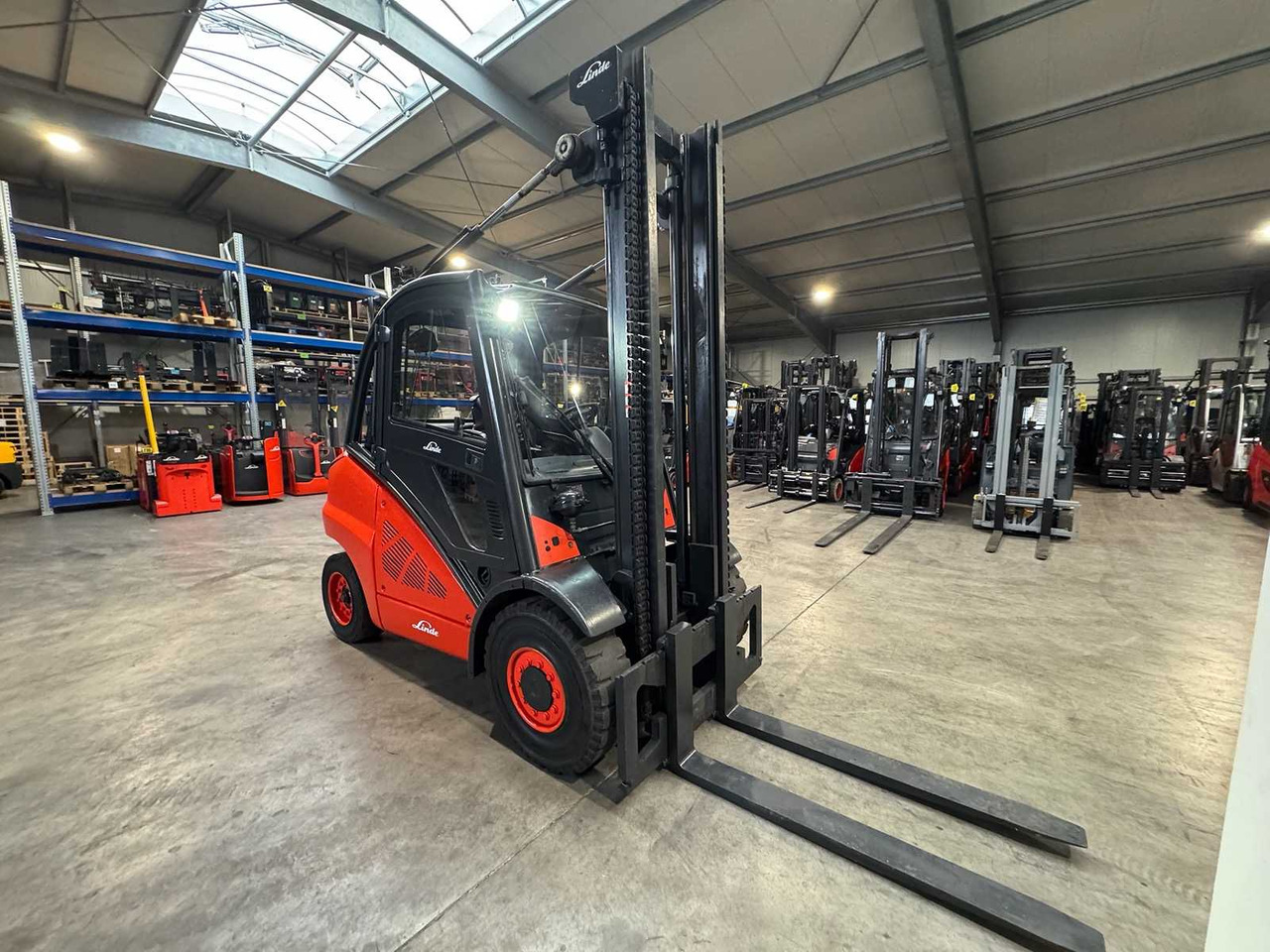 2011 SERVICE 11/2026 LINDE H50D 5.000KG 3.+4. VALVE DIESEL FORKLIFT FORKLIFT - Carretilla elevadora: foto 3 2011 SERVICE 11/2026 LINDE H50D 5.000KG 3.+4. VALVE DIESEL FORKLIFT FORKLIFT - Carretilla elevadora: foto 3