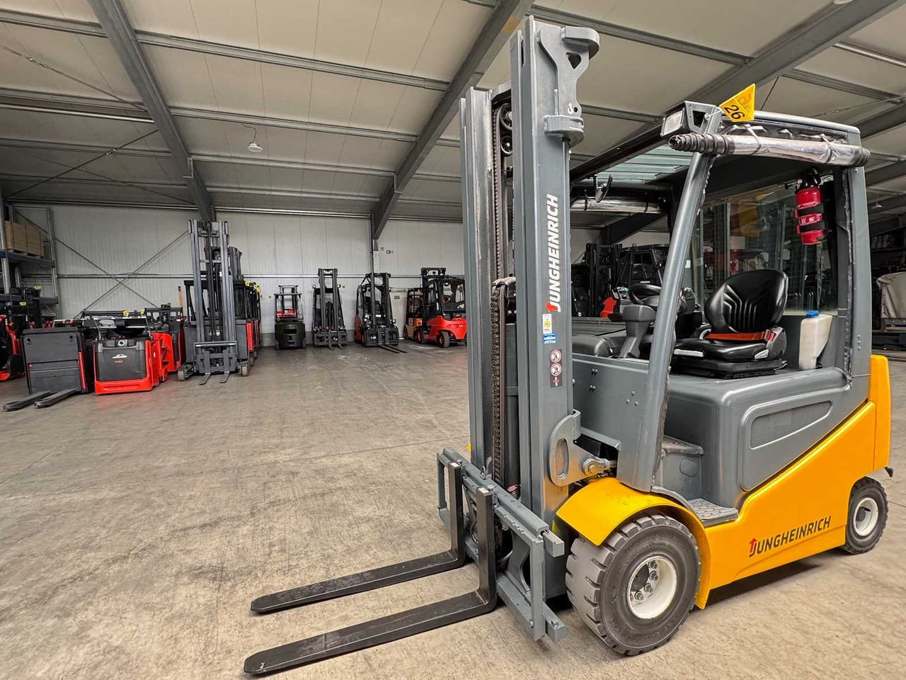 2015 SERVICE + UVV 06/2026 JUNGHEINRICH EFG425 EVO 2,500KG TRIPLEX ELECTRIC FORKLIFT 3RD + 4TH VALVE 2,881 HOURS - Carretilla elevadora: foto 2 2015 SERVICE + UVV 06/2026 JUNGHEINRICH EFG425 EVO 2,500KG TRIPLEX ELECTRIC FORKLIFT 3RD + 4TH VALVE 2,881 HOURS - Carretilla elevadora: foto 2