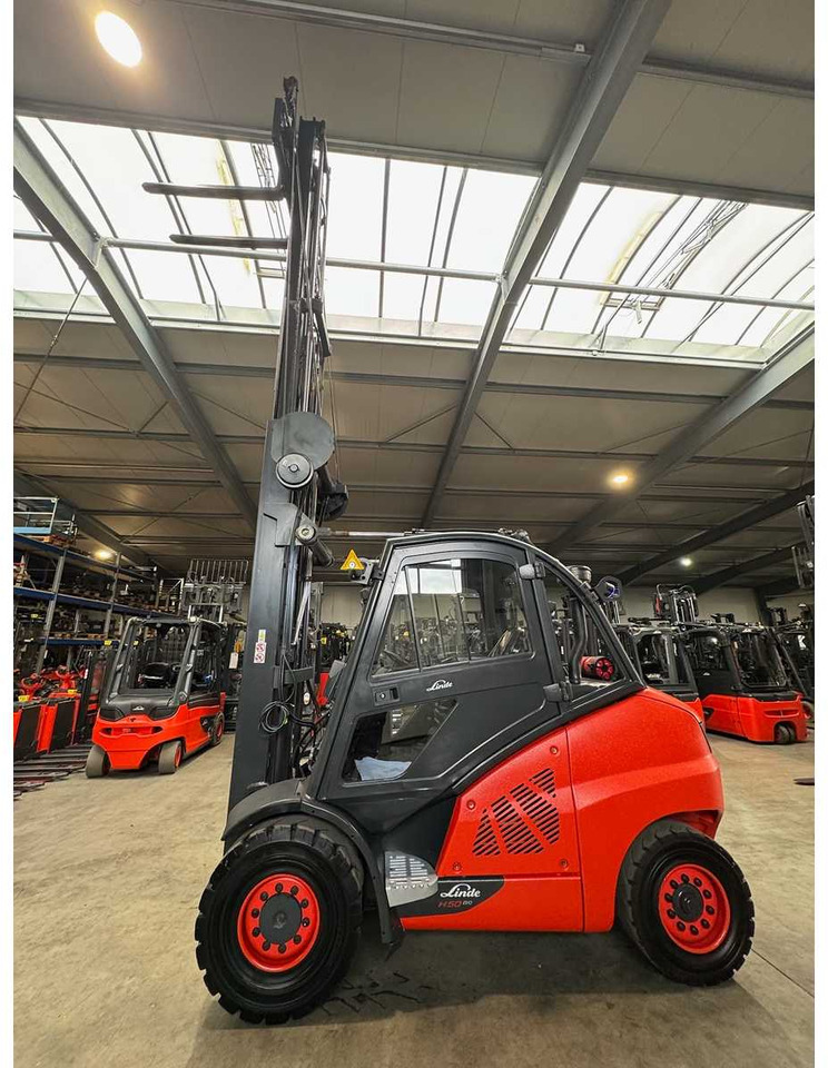 2015 SERVICE + UVV 10/2026 LINDE H50D TRIPLEX 666CM 3RD+4TH+5TH VALVE CAB DIESEL FORKLIFT - Carretilla elevadora: foto 3 2015 SERVICE + UVV 10/2026 LINDE H50D TRIPLEX 666CM 3RD+4TH+5TH VALVE CAB DIESEL FORKLIFT - Carretilla elevadora: foto 3