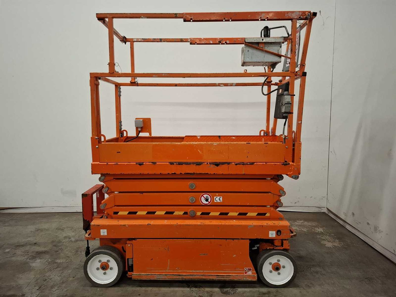 2015 SKYJACK SJ3219 AERIAL PLATFORM - Plataforma elevadora: foto 5 2015 SKYJACK SJ3219 AERIAL PLATFORM - Plataforma elevadora: foto 5