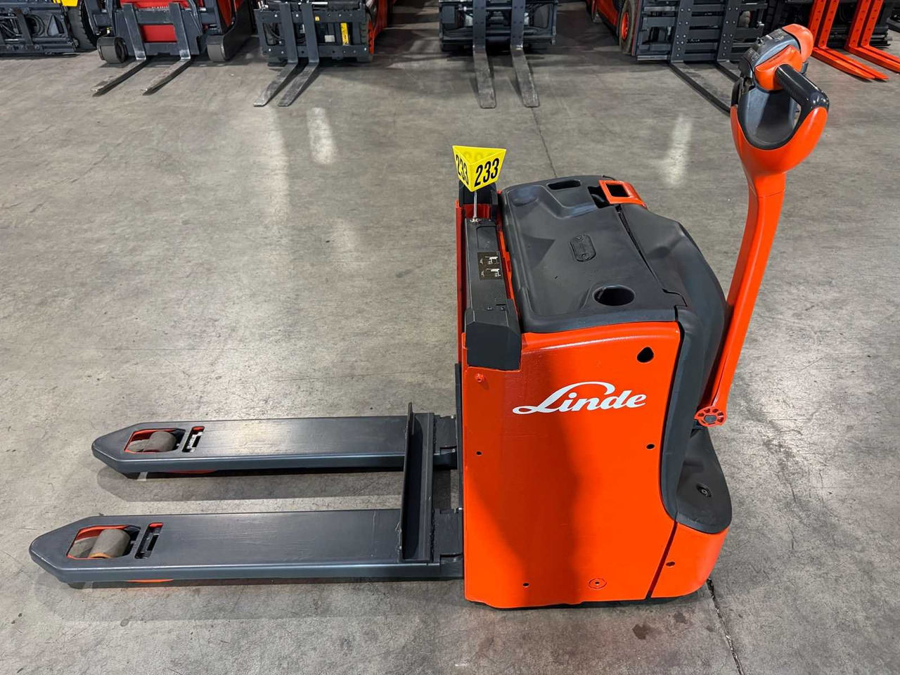 2017 LINDE T16L PALLET TRUCK ANT STACKER INITIAL STROKE 1,446 HOURS - Carretilla elevadora: foto 2 2017 LINDE T16L PALLET TRUCK ANT STACKER INITIAL STROKE 1,446 HOURS - Carretilla elevadora: foto 2
