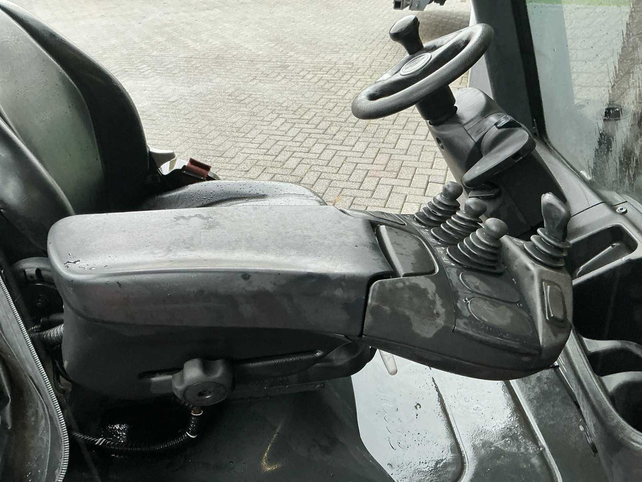 2019 LINDE H20T-01 FORKLIFT TRUCK - Carretilla elevadora: foto 5 2019 LINDE H20T-01 FORKLIFT TRUCK - Carretilla elevadora: foto 5