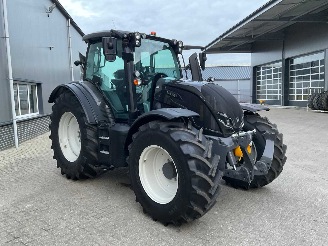 2022 VALTRA N155 ECOPOWER DIRECT SMARTTOUCH ALL-WHEEL DRIVE FARM TRACTOR - Tractor: foto 4 2022 VALTRA N155 ECOPOWER DIRECT SMARTTOUCH ALL-WHEEL DRIVE FARM TRACTOR - Tractor: foto 4