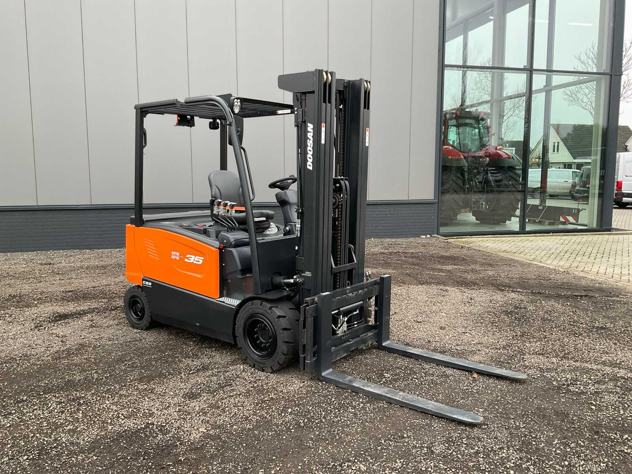 2023 DOOSAN B35X-7B PLUS FORKLIFT - Carretilla elevadora: foto 1 2023 DOOSAN B35X-7B PLUS FORKLIFT - Carretilla elevadora: foto 1