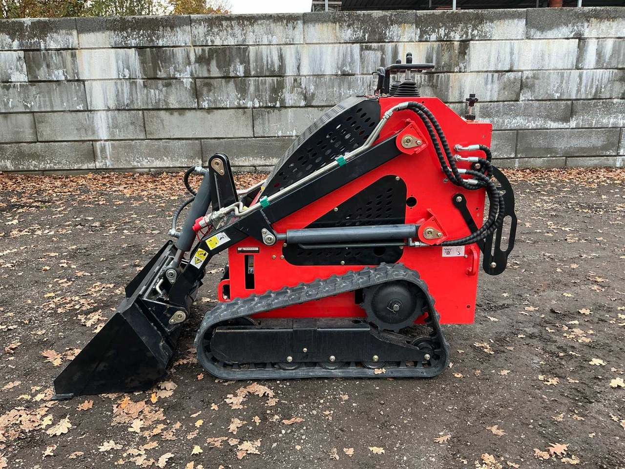 2025 LIHUE T360 SKID STEER LOADER UNUSED - Minicargadora de cadenas: foto 2 2025 LIHUE T360 SKID STEER LOADER UNUSED - Minicargadora de cadenas: foto 2