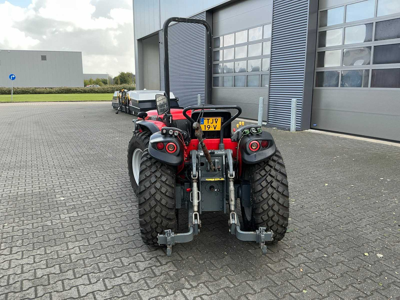 Antonio carraro SX 7800 ERGIT-ST2 - Tractor: foto 4 Antonio carraro SX 7800 ERGIT-ST2 - Tractor: foto 4