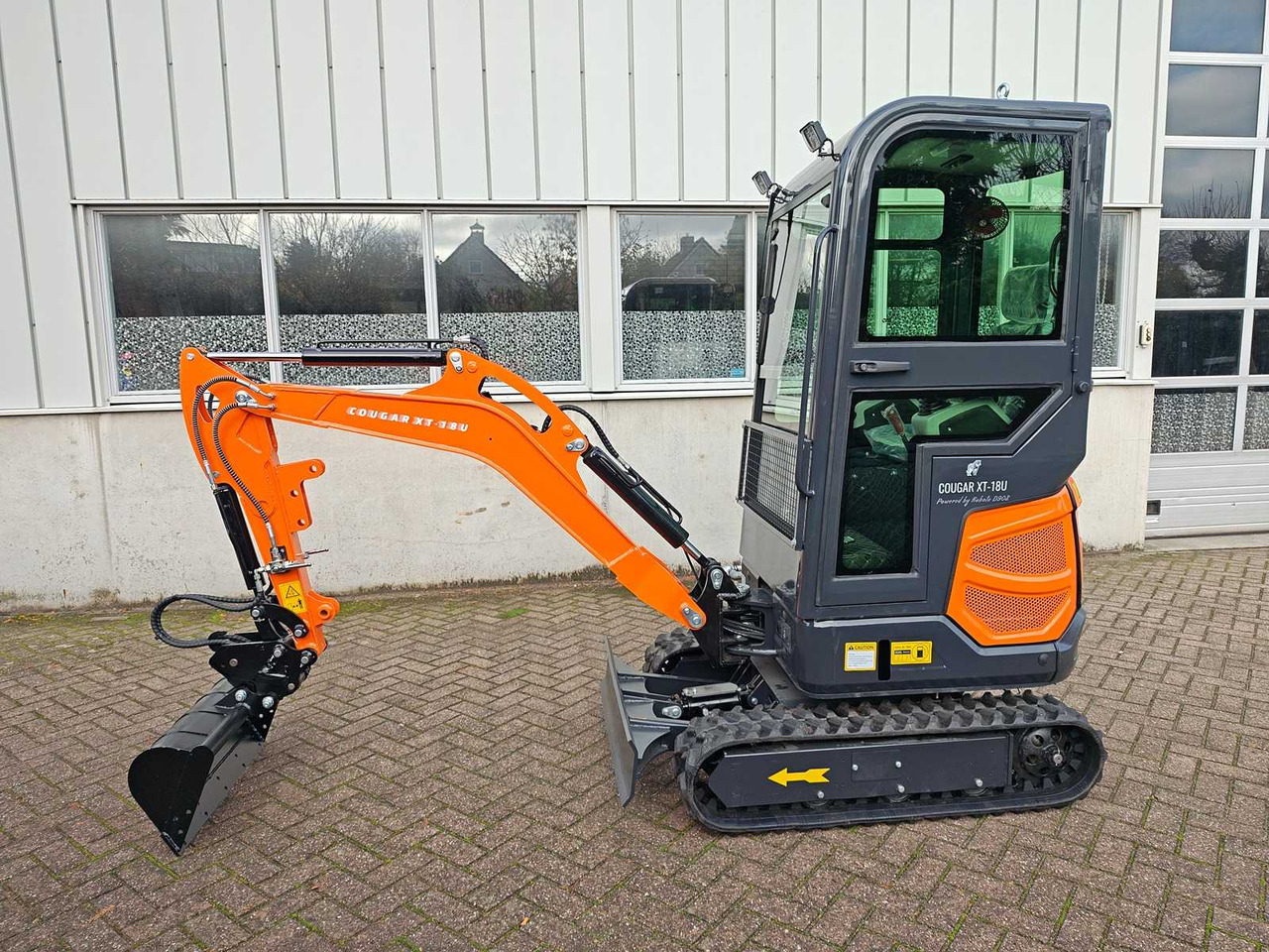 COUGAR - 2025 - XT-18U - MINI EXCAVATOR WITH KUBOTA ENGINE D902 - Miniexcavadora: foto 2 COUGAR - 2025 - XT-18U - MINI EXCAVATOR WITH KUBOTA ENGINE D902 - Miniexcavadora: foto 2