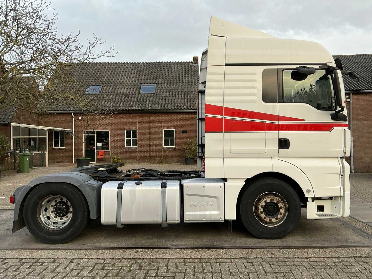 2018 MAN TGX 18.500 SEMI-TRAILER TRACTOR - Camión: foto 4 2018 MAN TGX 18.500 SEMI-TRAILER TRACTOR - Camión: foto 4