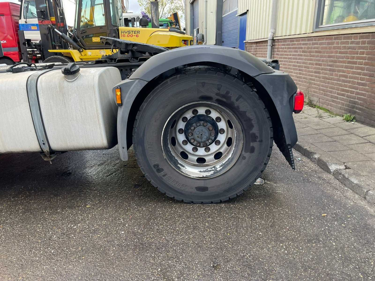 DAF - CF TRACTOR 4X2 440 - TRUCK - Camión: foto 4 DAF - CF TRACTOR 4X2 440 - TRUCK - Camión: foto 4