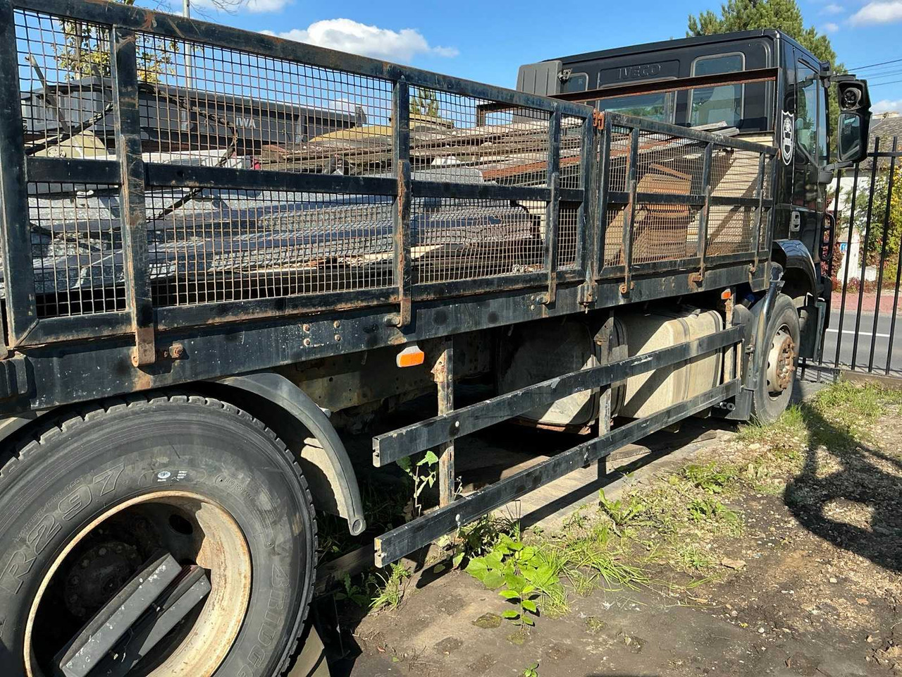 IVECO - STRALIS - TRUCK WITH CRANE - 2009 - Camión: foto 5 IVECO - STRALIS - TRUCK WITH CRANE - 2009 - Camión: foto 5