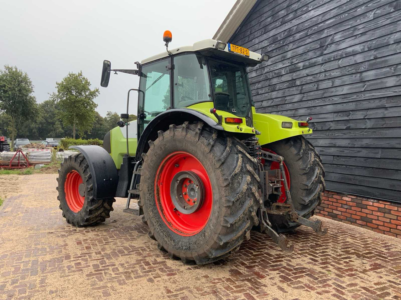 Claas Ares 826 RZ - Tractor: foto 5 Claas Ares 826 RZ - Tractor: foto 5