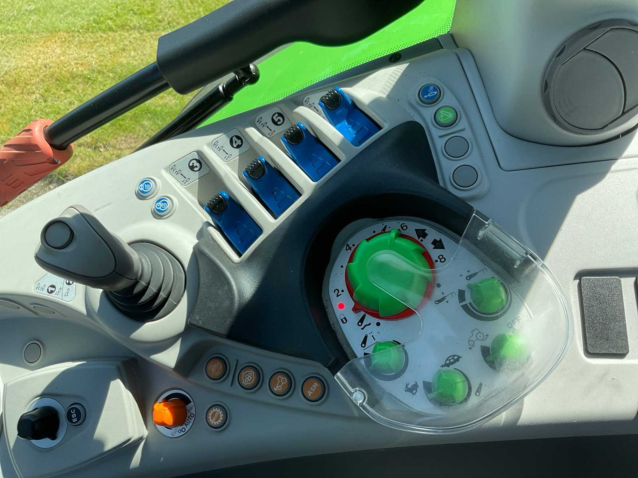 Tractor Deutz-Fahr 6140 TTV: foto 25