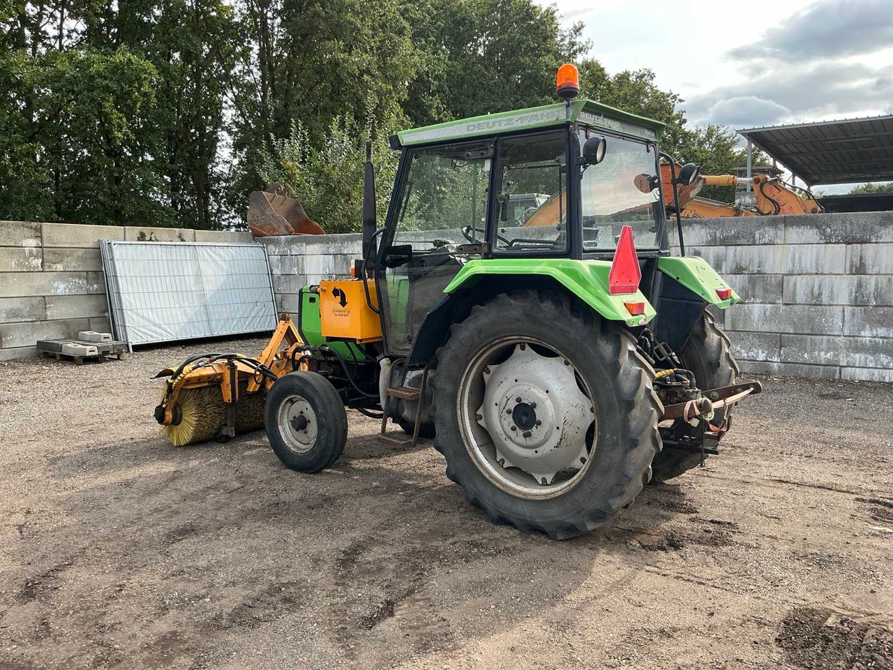 Deutz-Fahr DX3.30 - Tractor: foto 3 Deutz-Fahr DX3.30 - Tractor: foto 3