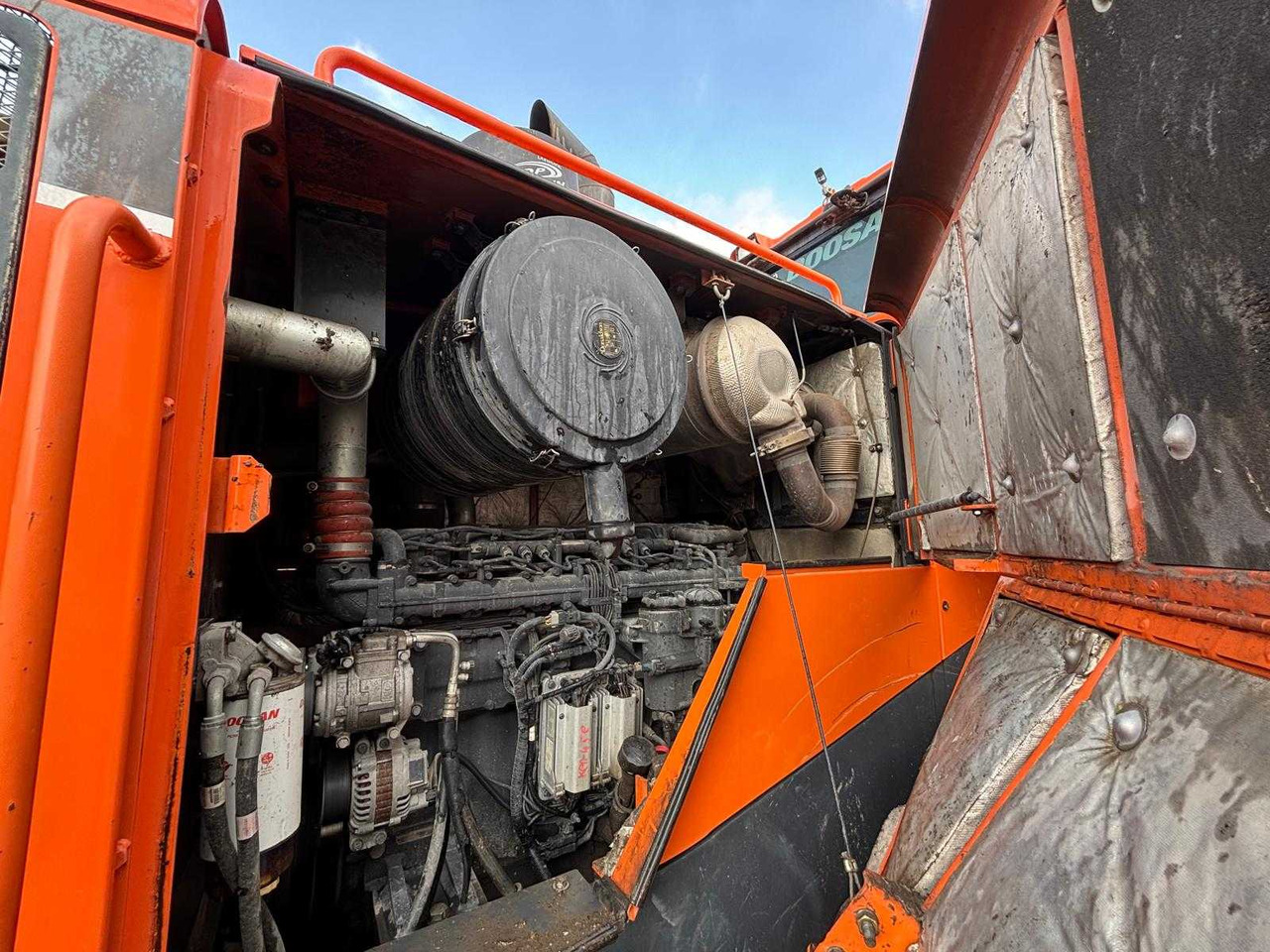 Cargadora de ruedas Doosan DL550: foto 17