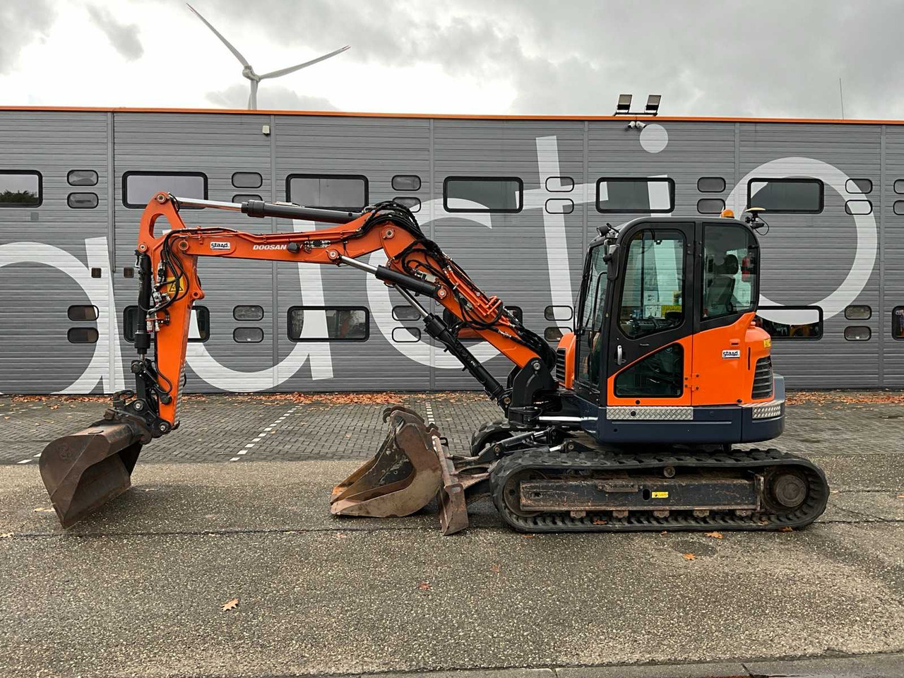Doosan DX80R 2PC Boom Topcon X53i GPS Systeem - Excavadora de cadenas: foto 3 Doosan DX80R 2PC Boom Topcon X53i GPS Systeem - Excavadora de cadenas: foto 3