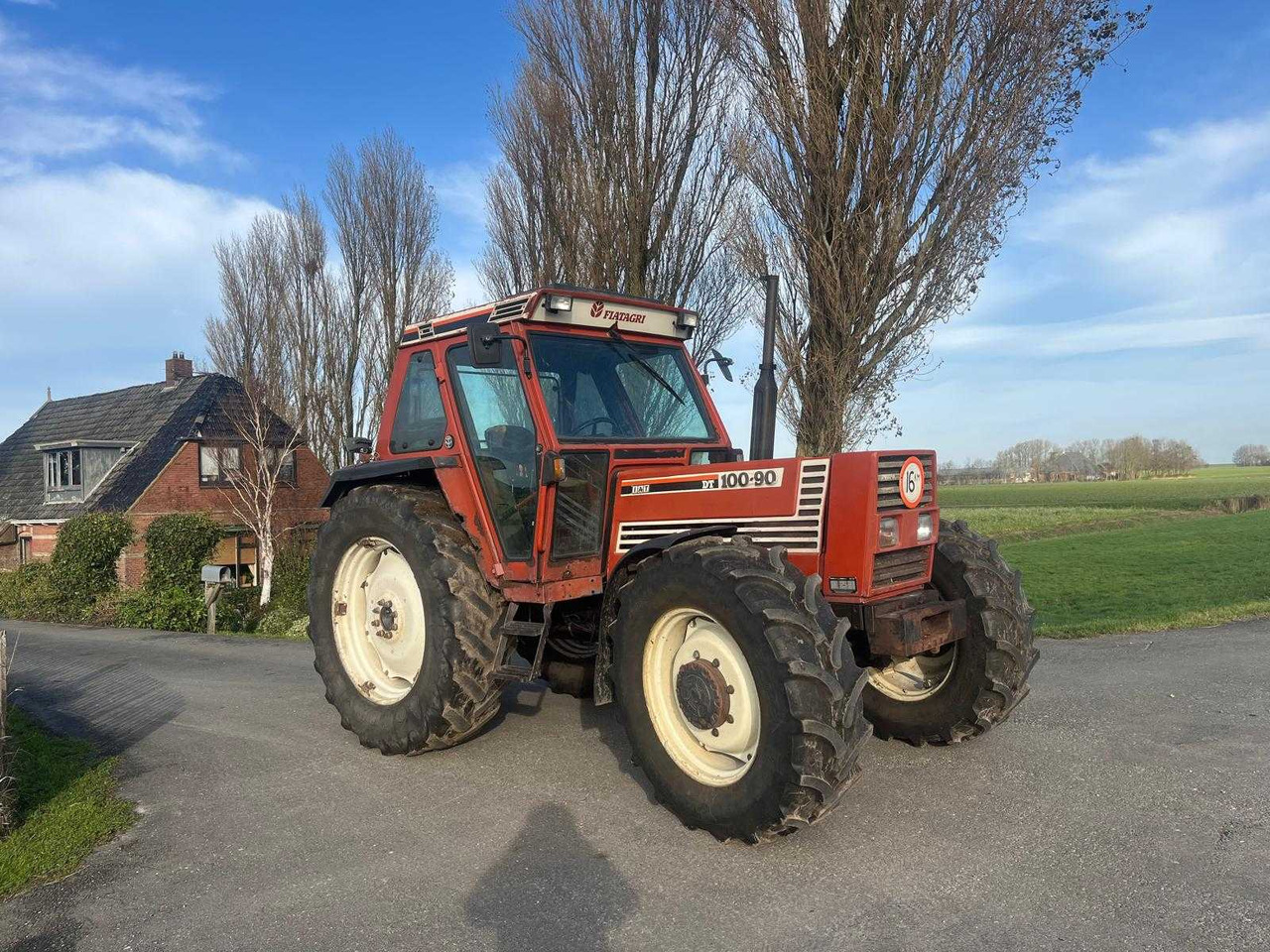 Fiat 1988 FIAT 100-90 DT ALL-WHEEL DRIVE AGRICULTURAL TRACTOR - Tractor: foto 4 Fiat 1988 FIAT 100-90 DT ALL-WHEEL DRIVE AGRICULTURAL TRACTOR - Tractor: foto 4