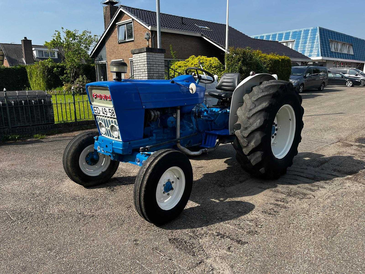 Ford 4500 - Tractor: foto 1 Ford 4500 - Tractor: foto 1