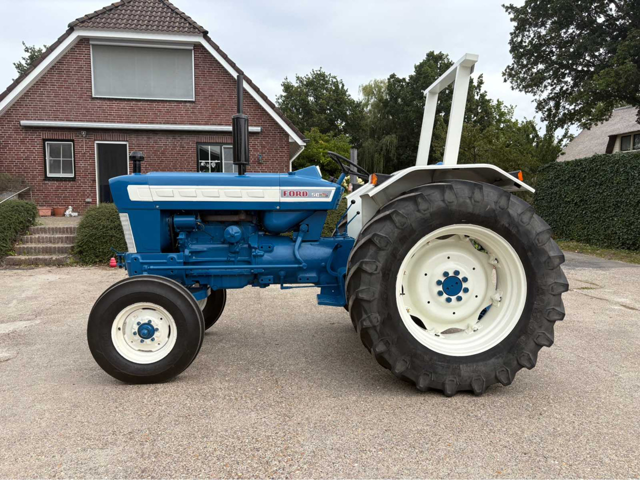 Ford 5000 - Mini tractor: foto 3 Ford 5000 - Mini tractor: foto 3