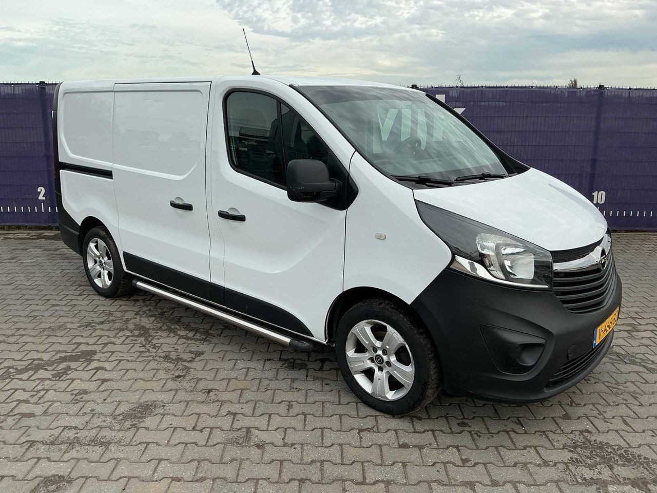 2016 - OPEL - VIVARO - 1.6 CDTI L1H1 SPORT - COMMERCIAL VEHICLE - Furgoneta: foto 2 2016 - OPEL - VIVARO - 1.6 CDTI L1H1 SPORT - COMMERCIAL VEHICLE - Furgoneta: foto 2