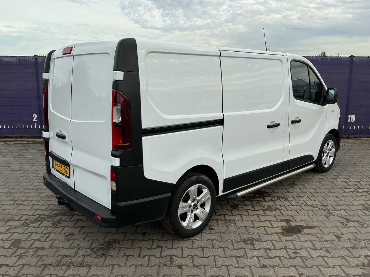 2016 - OPEL - VIVARO - 1.6 CDTI L1H1 SPORT - COMMERCIAL VEHICLE - Furgoneta: foto 4 2016 - OPEL - VIVARO - 1.6 CDTI L1H1 SPORT - COMMERCIAL VEHICLE - Furgoneta: foto 4