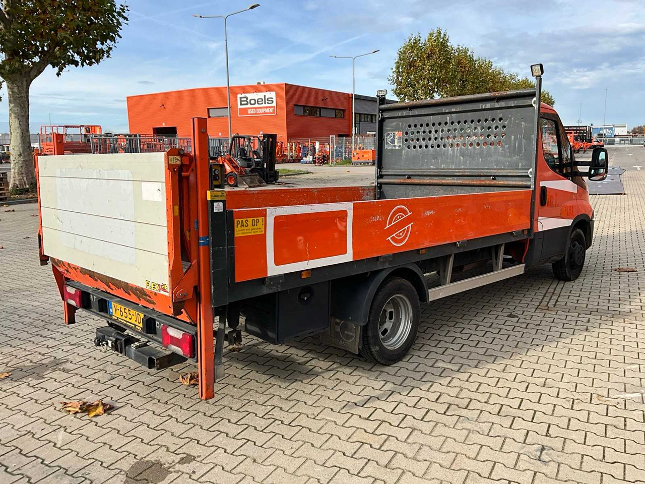 2017 IVECO DAILY 35-140 FLATBED TRUCK - Furgoneta: foto 3 2017 IVECO DAILY 35-140 FLATBED TRUCK - Furgoneta: foto 3