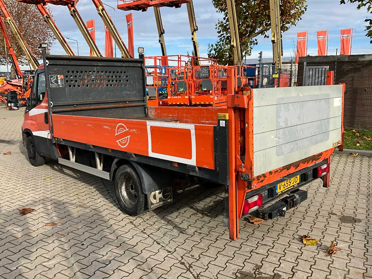 2017 IVECO DAILY 35-140 FLATBED TRUCK - Furgoneta: foto 2 2017 IVECO DAILY 35-140 FLATBED TRUCK - Furgoneta: foto 2