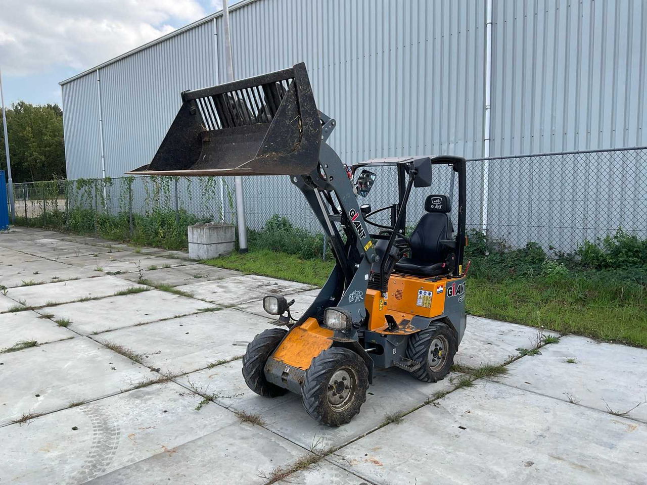Giant G1200 - Cargadora de ruedas: foto 2 Giant G1200 - Cargadora de ruedas: foto 2