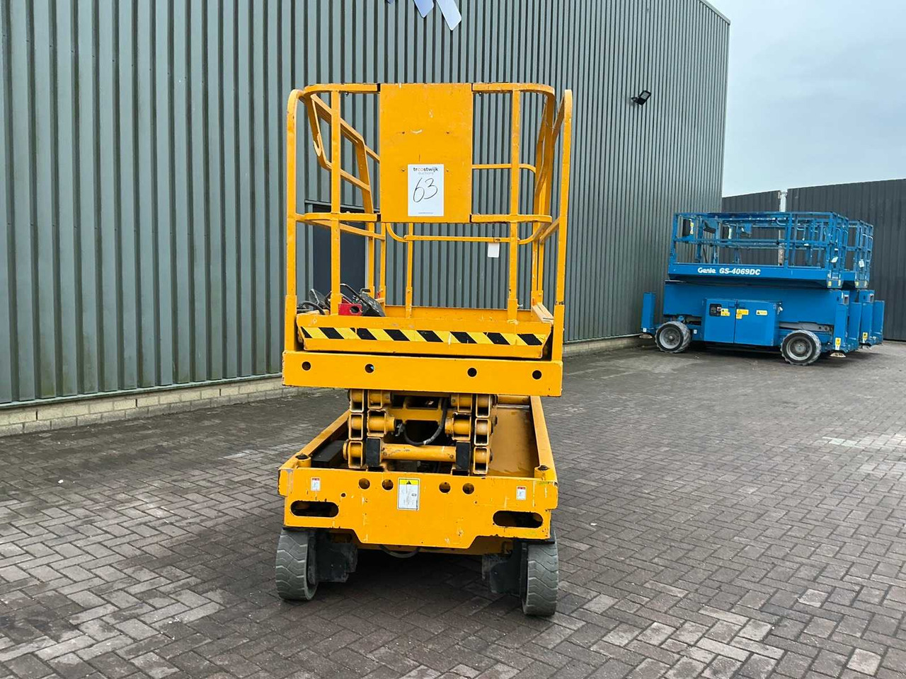 Haulotte Compact 10 - Plataforma elevadora: foto 2 Haulotte Compact 10 - Plataforma elevadora: foto 2