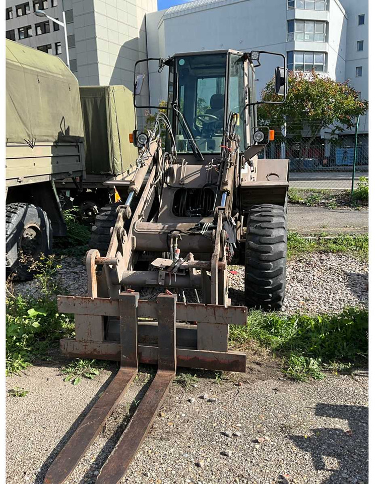 Hitachi FR 70PL Radlader mit Zubehör - Cargadora de ruedas: foto 2 Hitachi FR 70PL Radlader mit Zubehör - Cargadora de ruedas: foto 2